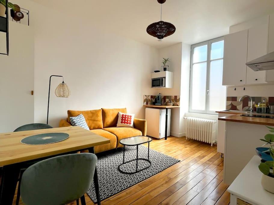 Ferienwohnung Le Diptik - T2 Hyper Centre - Proche Gare - Fibre - Netflix Châteauroux Exterior foto