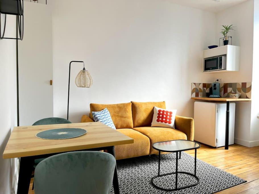 Ferienwohnung Le Diptik - T2 Hyper Centre - Proche Gare - Fibre - Netflix Châteauroux Exterior foto